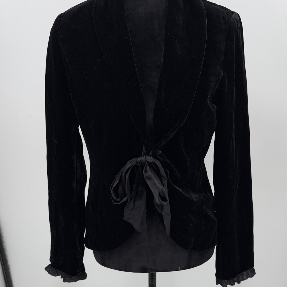 White House Black Market Black Velvet Blazer